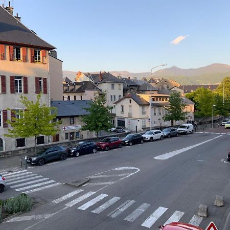 Charmes De Provence - Centre Historique Apartment Chambery Bagian luar foto